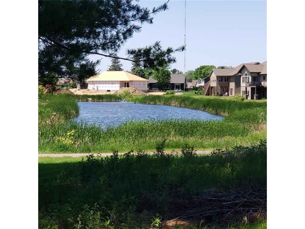 1875 Saint Andrews Drive, Altoona, WI, 54720 MLS 1554365 Edina Realty