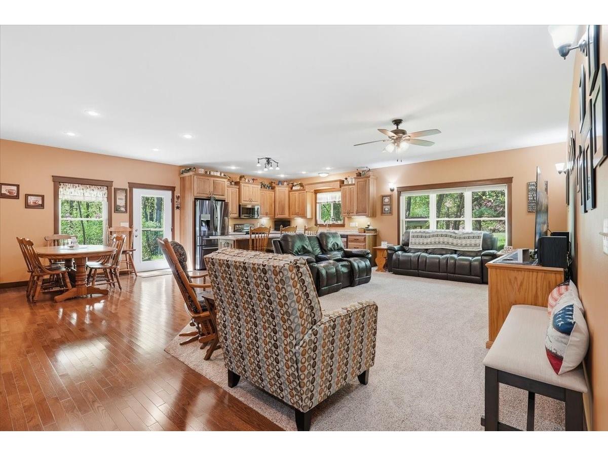 1904 Deblene Lane Eau Claire WI 54703 1601049 image11