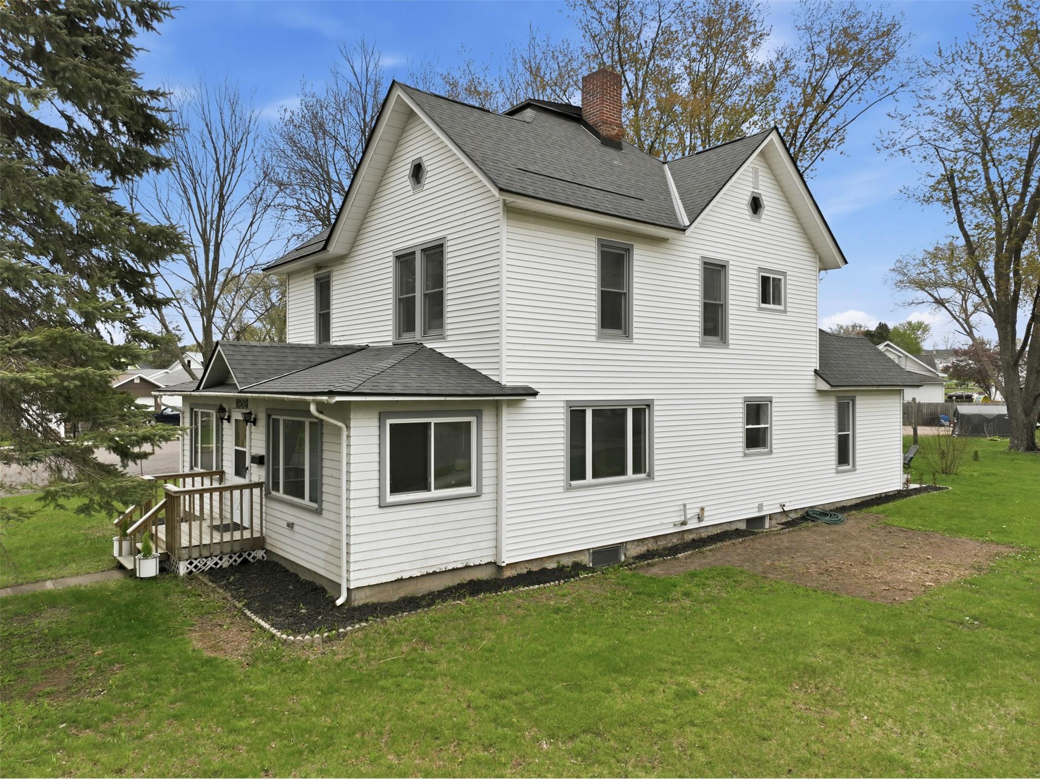 1908 Main Street Bloomer WI 54724 1600759 image3