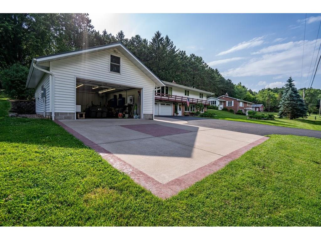 1909 W Menomonie Street Eau Claire WI 54703 1602896 image2