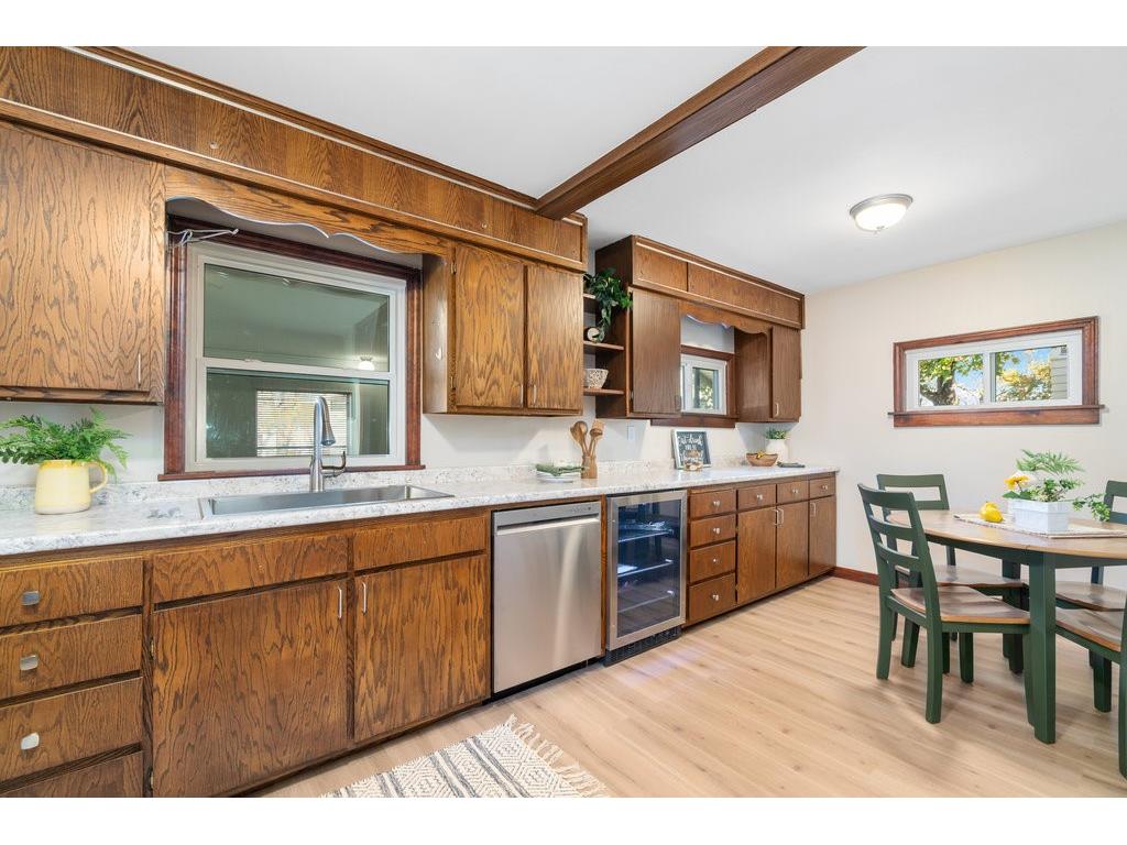 1912 Hoover Avenue Eau Claire WI 54701 1601258 image4