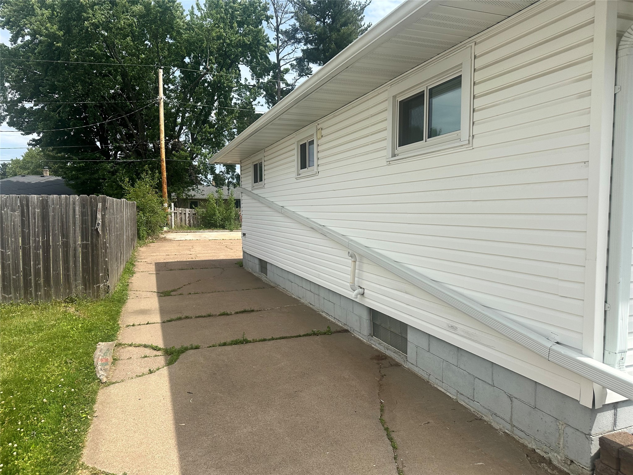 1914 Hopkins Avenue #1-2 Eau Claire WI 54701 1602268 image18