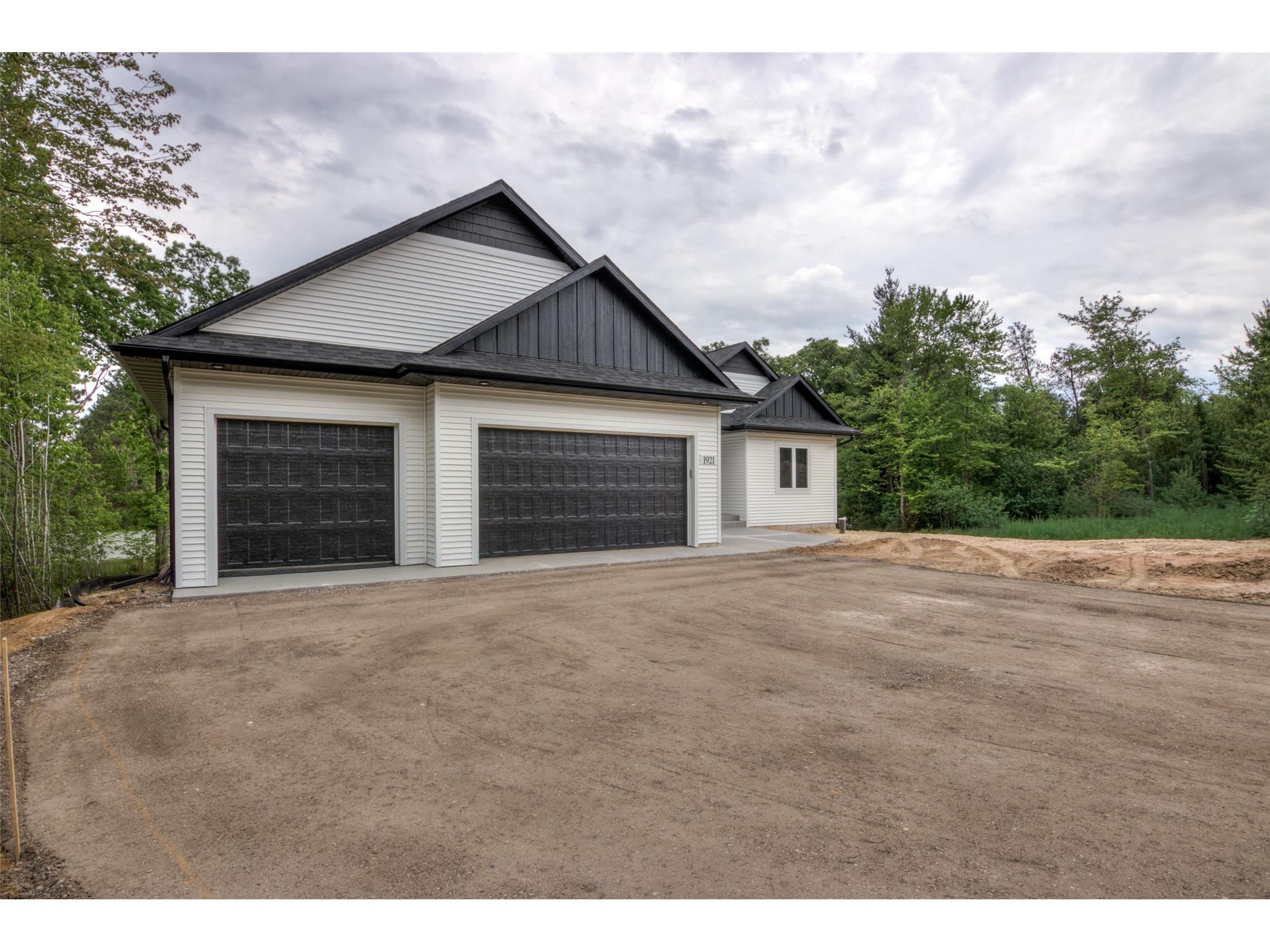 1921 Legacy Drive Eau Claire WI 54703 1601871 image24