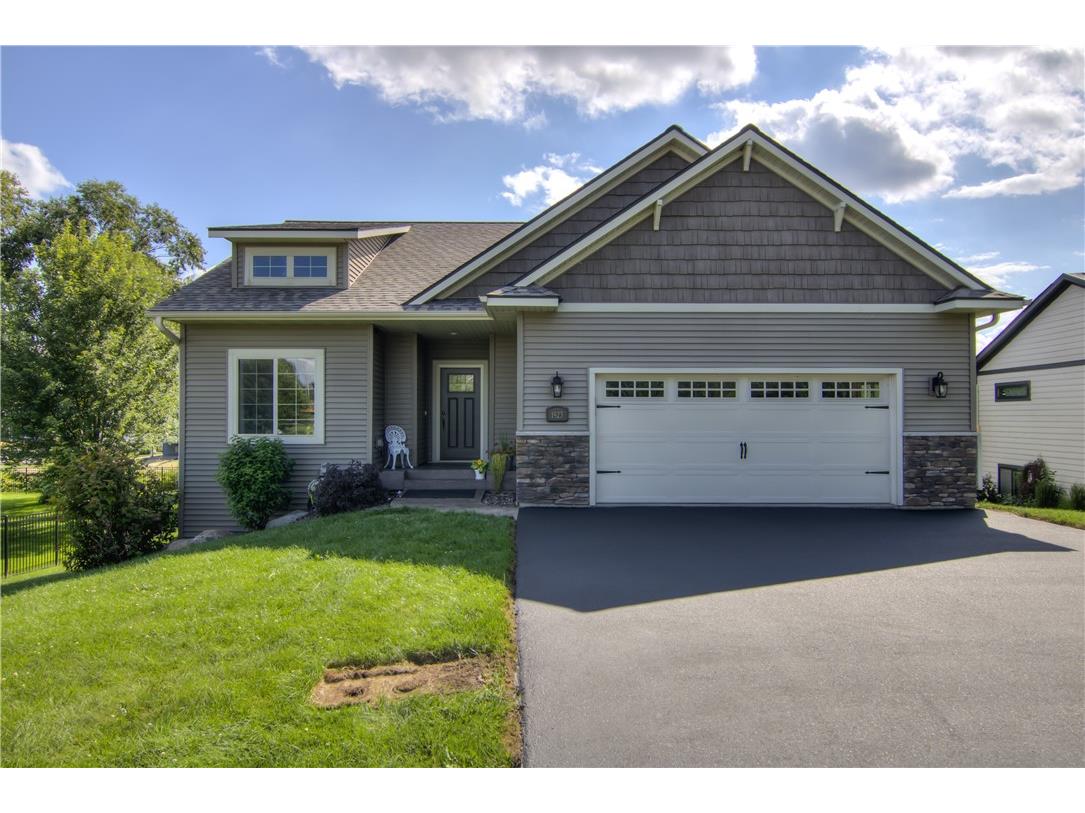 1923 Saint Andrews Drive Altoona WI 54720 1594754 image1