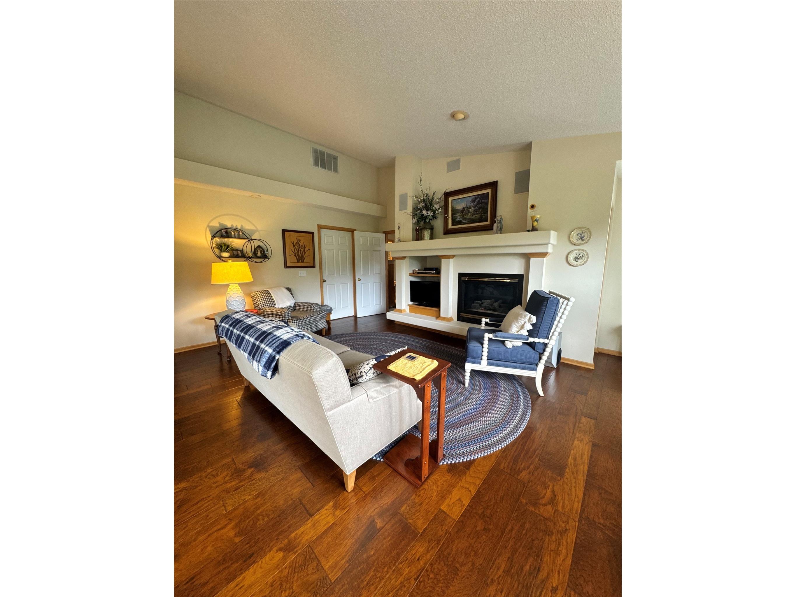 1925 Hunter Hill Road Hudson WI 54016 1600436 image3