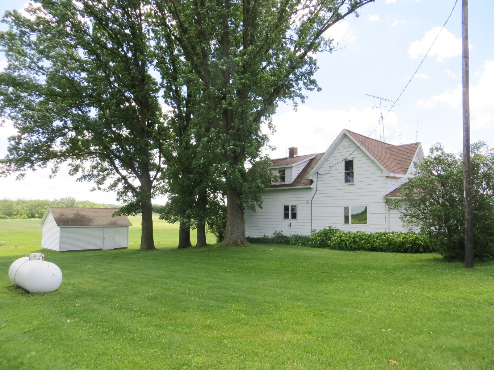 19265 350th Street Stanley WI 54768 1602944 image4