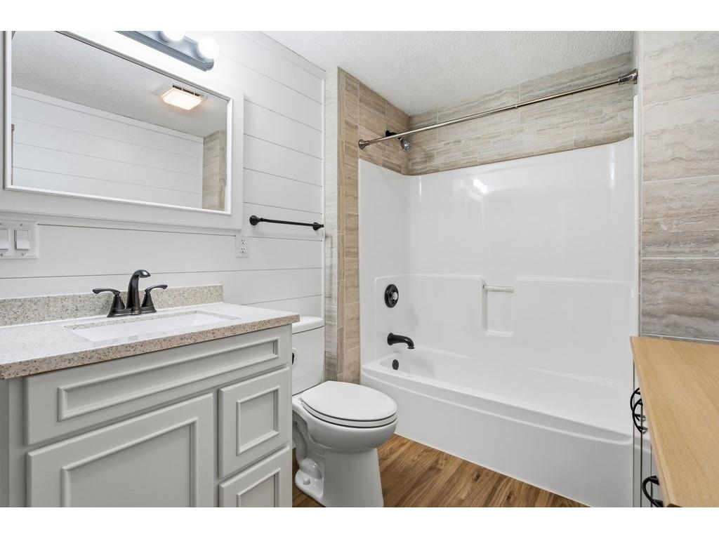 1930 Meadow Lane Eau Claire WI 54701 1603331 image20