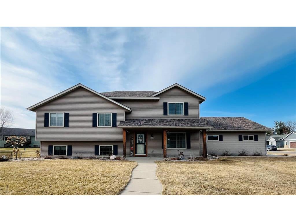 1930 Sloan Street Eau Claire WI 54703 1579836 image1