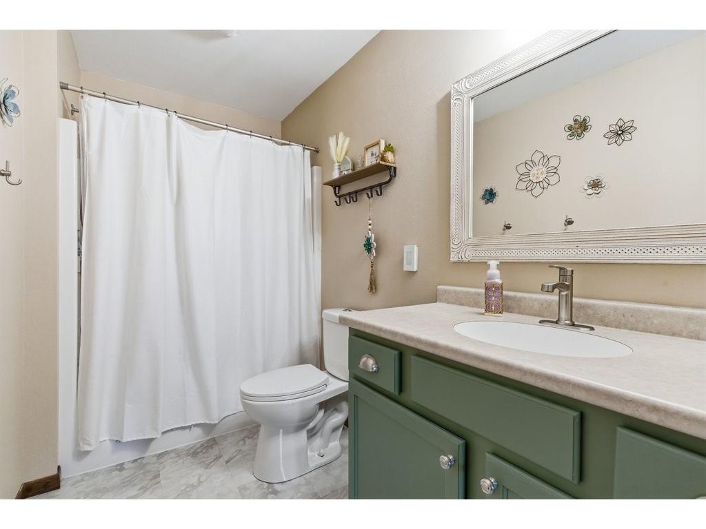 1930 Sloan Street Eau Claire WI 54703 1601496 image25