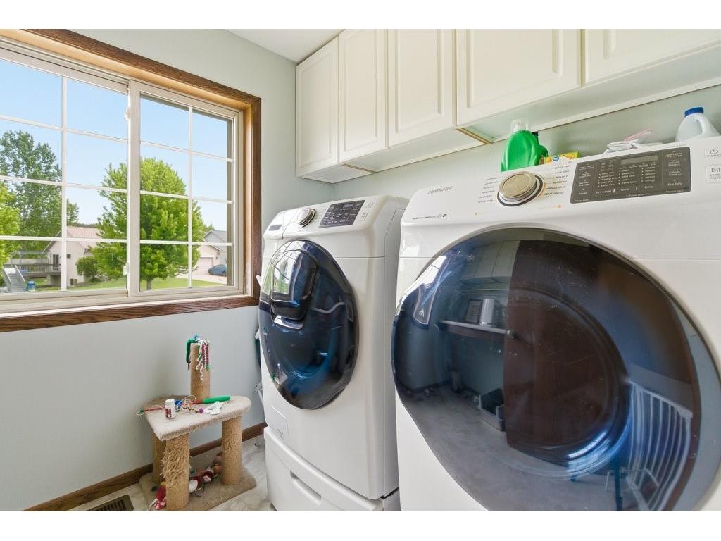1930 Sloan Street Eau Claire WI 54703 1601496 image26