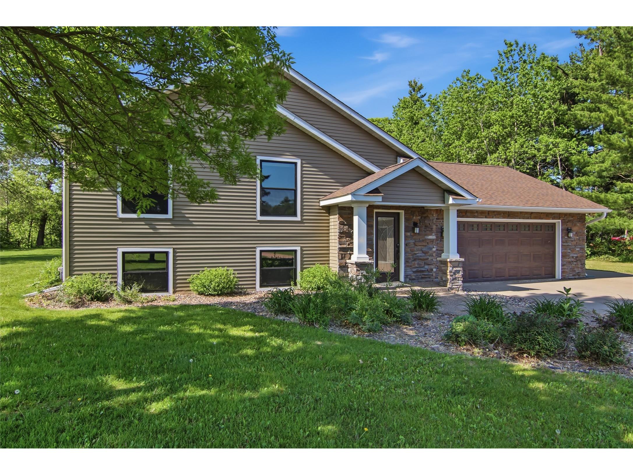 1944 16 1/2 Avenue Cameron WI 54822 - Red Cedar 1601723 image2