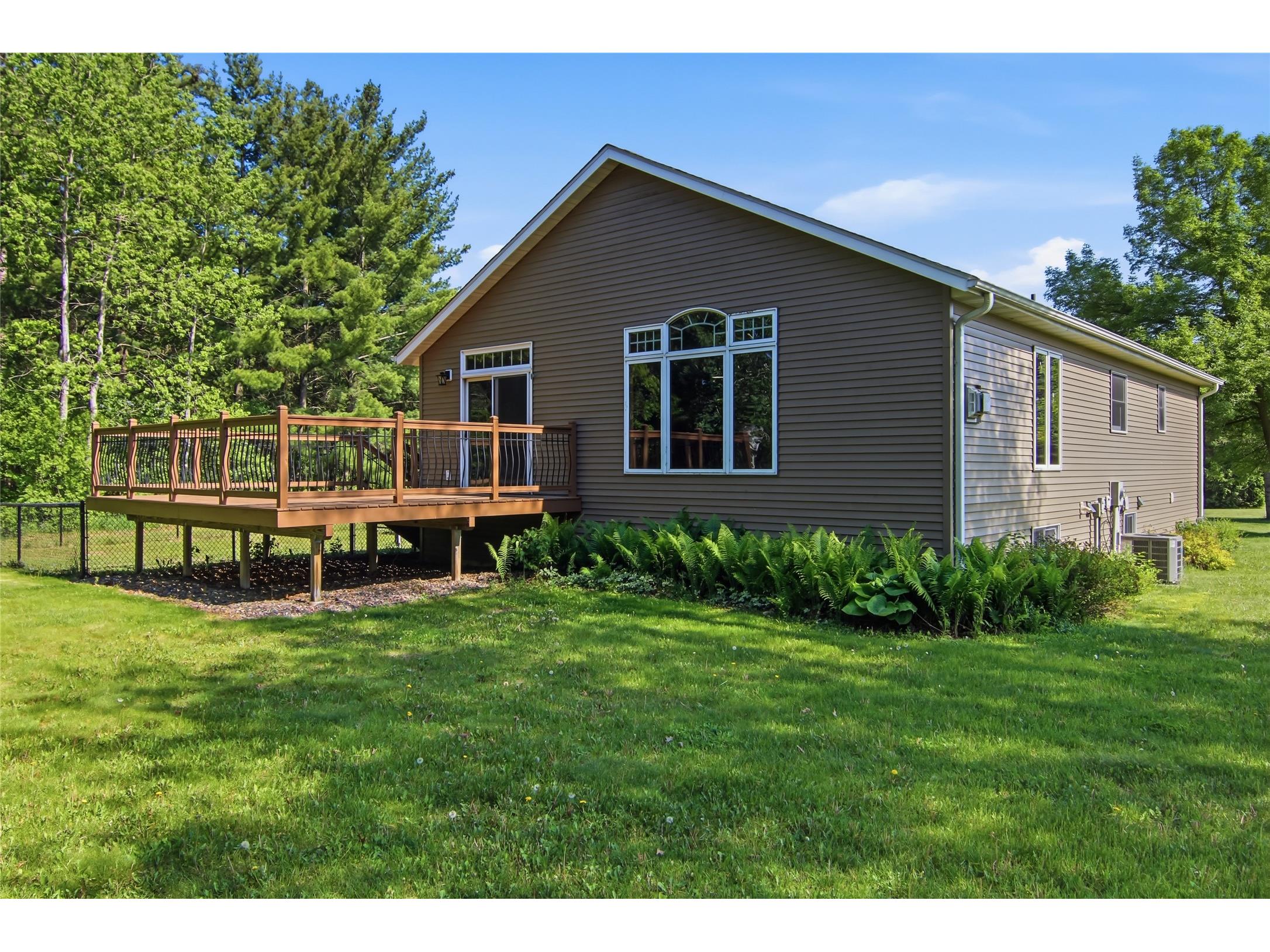 1944 16 1/2 Avenue Cameron WI 54822 - Red Cedar 1601723 image27