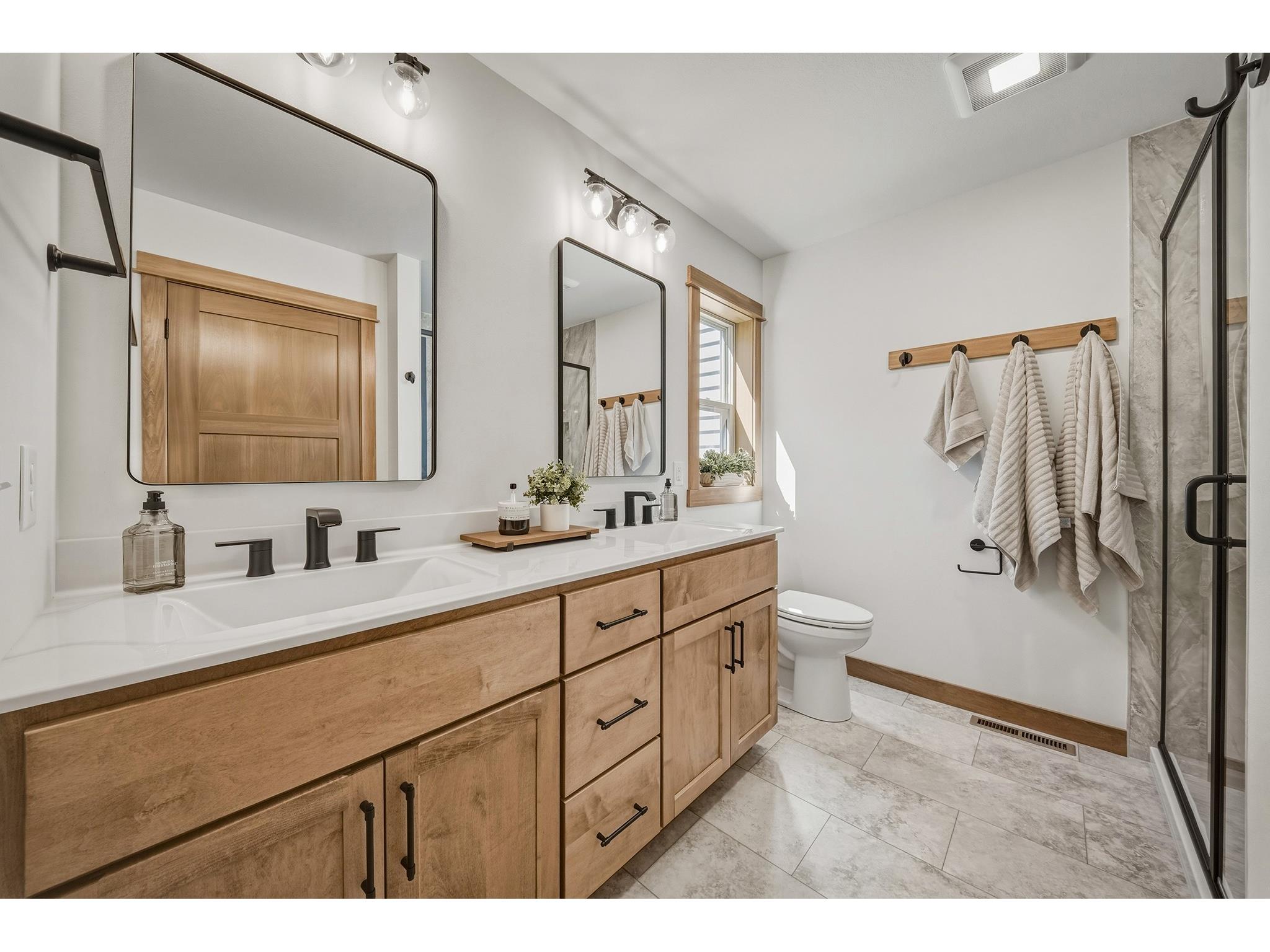 1949 Legacy Drive Eau Claire WI 54703 1598984 image27