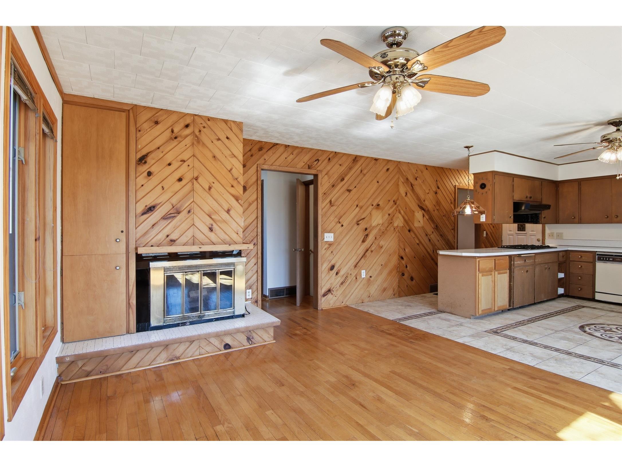 1953 Francis Street Eau Claire WI 54703 1599394 image3