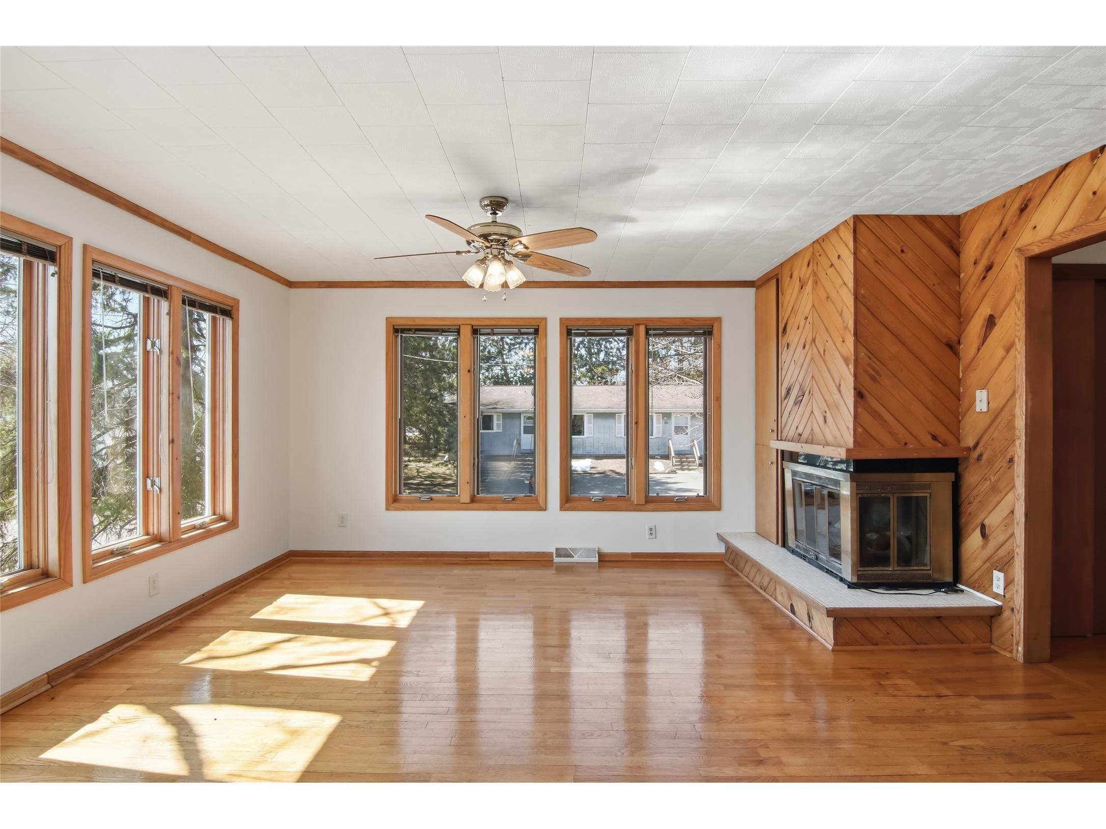 1953 Francis Street Eau Claire WI 54703 1599394 image4