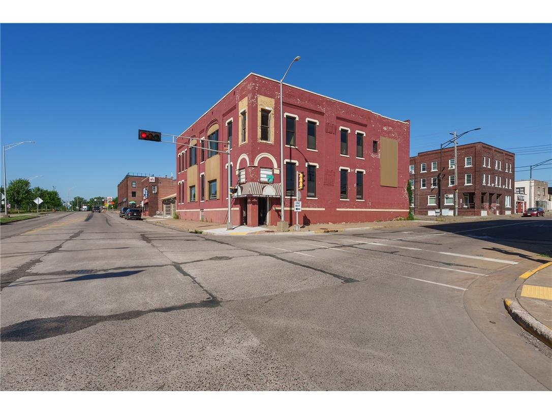 2 Bay Street Chippewa Falls WI 54729 1598793 image21
