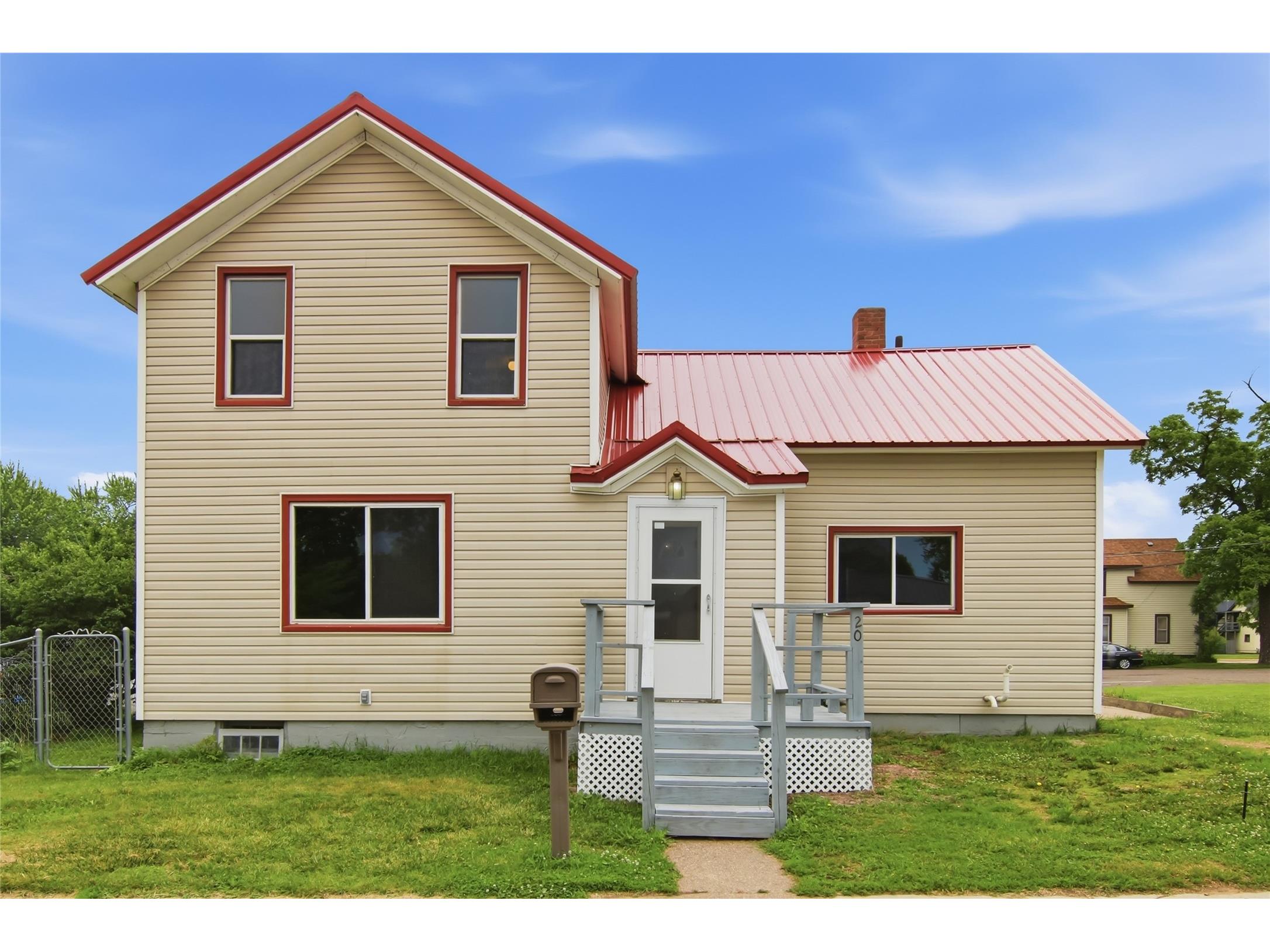 20 N 4th Street Barron WI 54812 1602714 image1