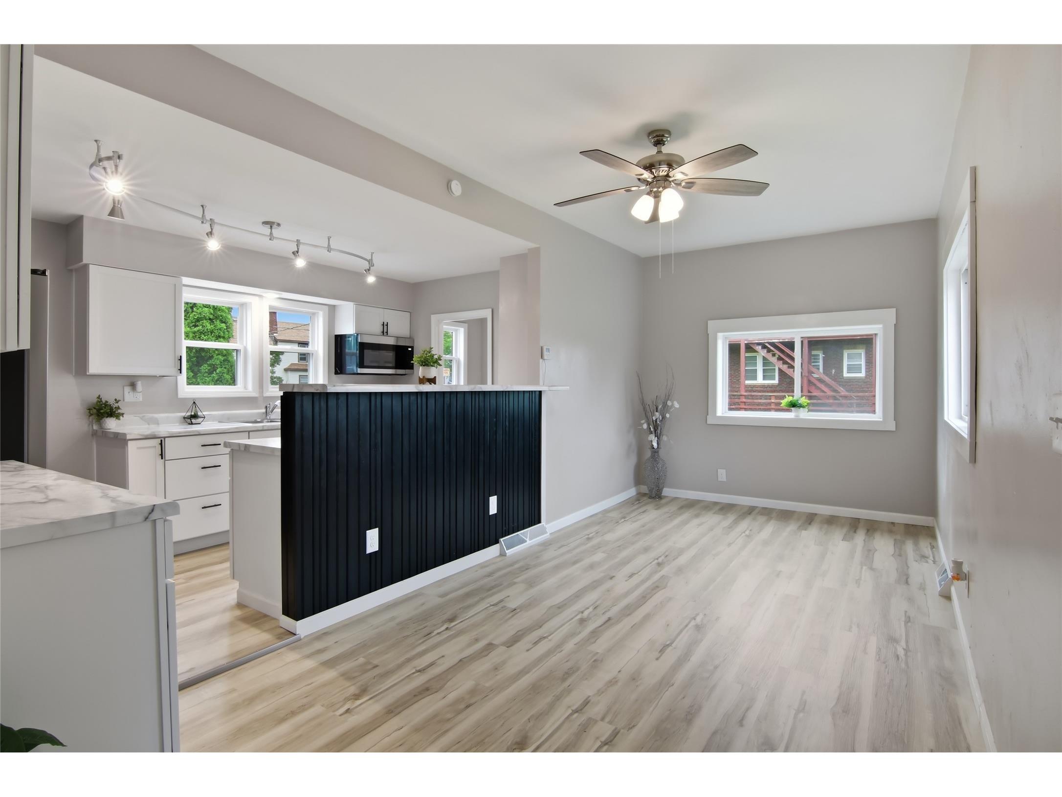 20 N 4th Street Barron WI 54812 1602714 image13