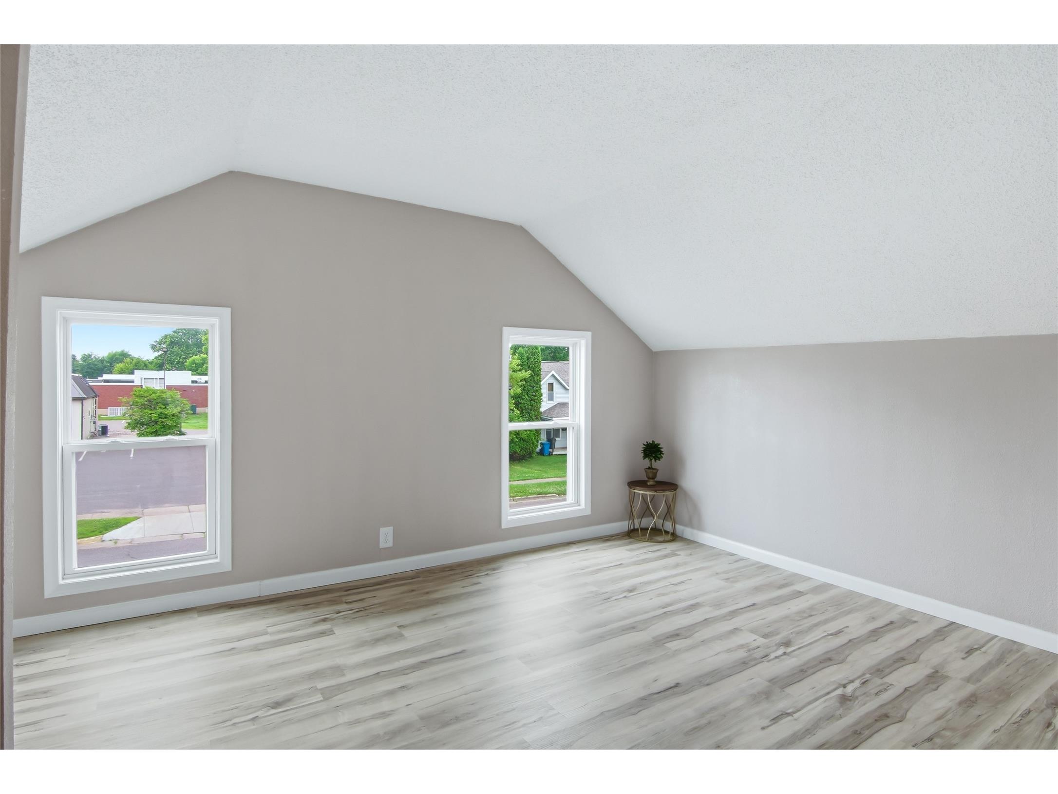 20 N 4th Street Barron WI 54812 1602714 image22
