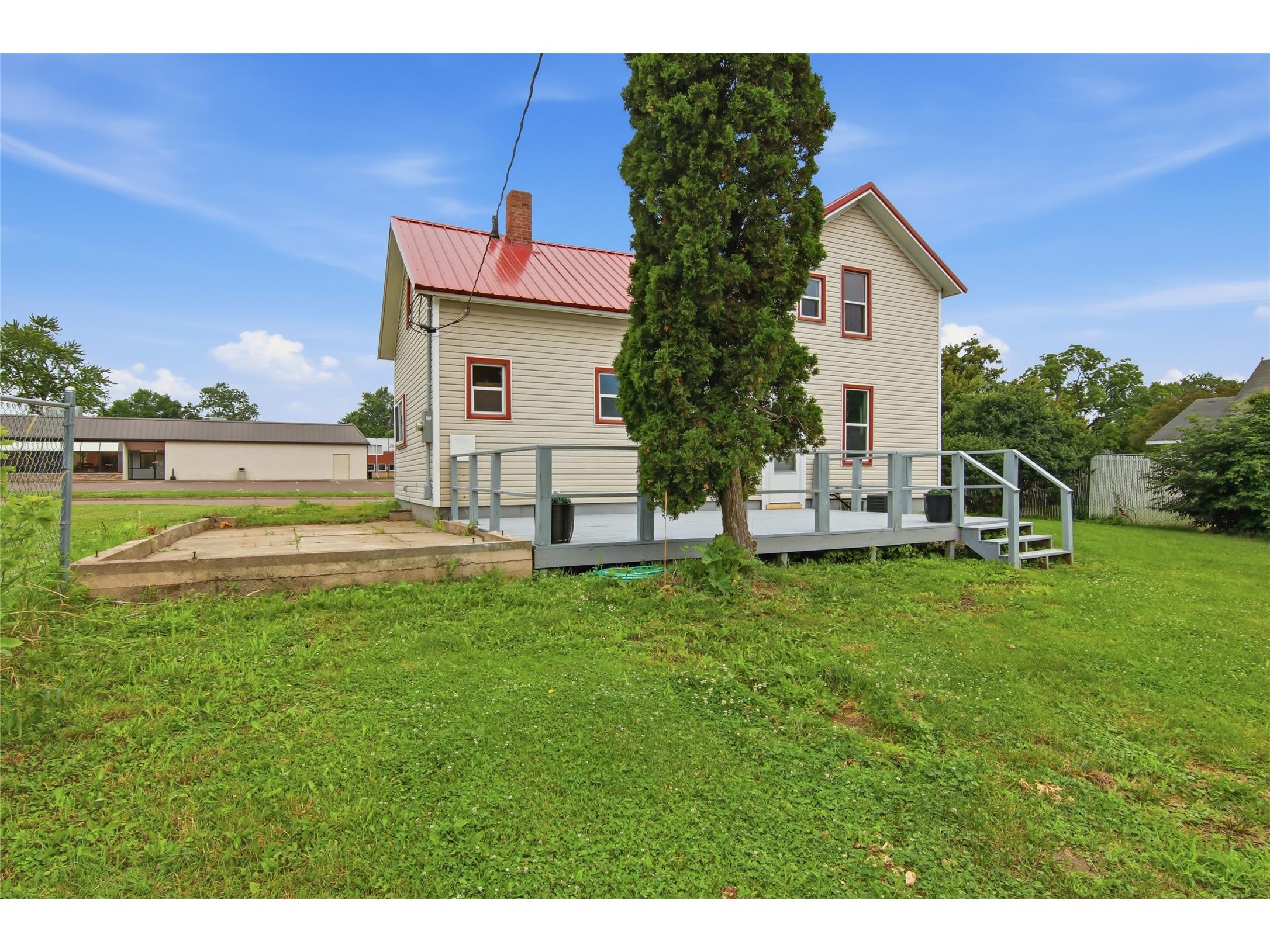20 N 4th Street Barron WI 54812 1602714 image30