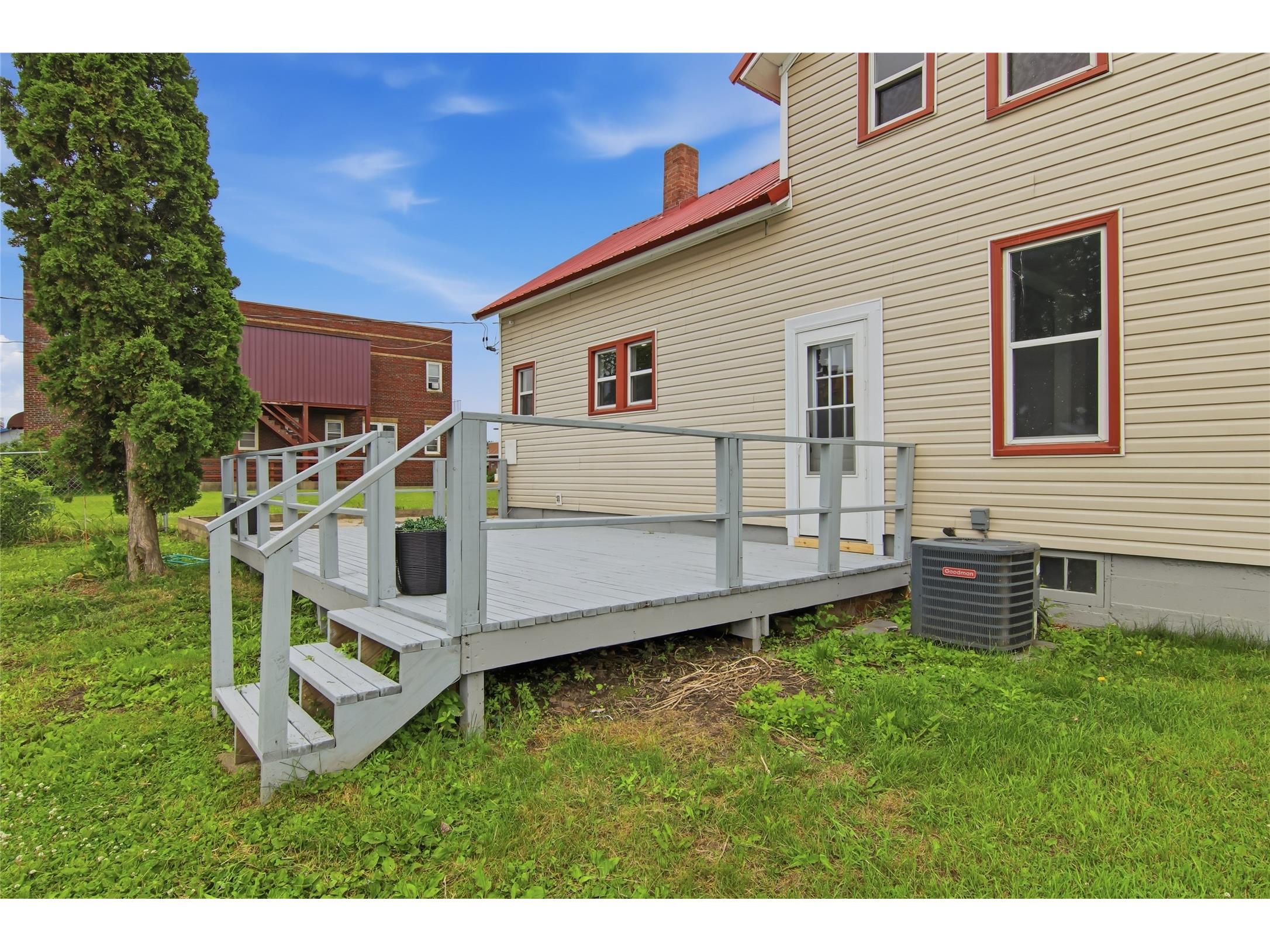 20 N 4th Street Barron WI 54812 1602714 image34