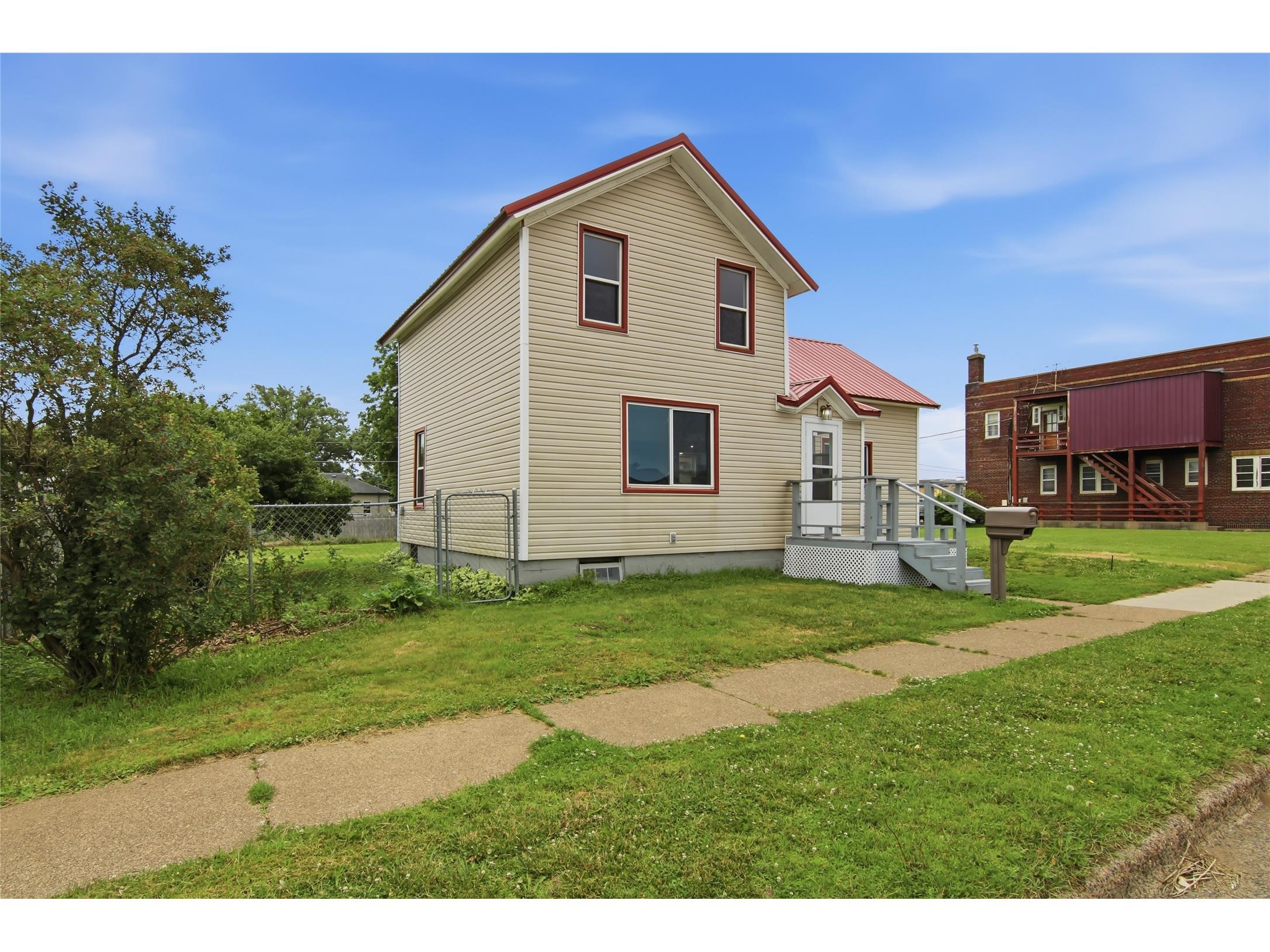 20 N 4th Street Barron WI 54812 1602714 image36