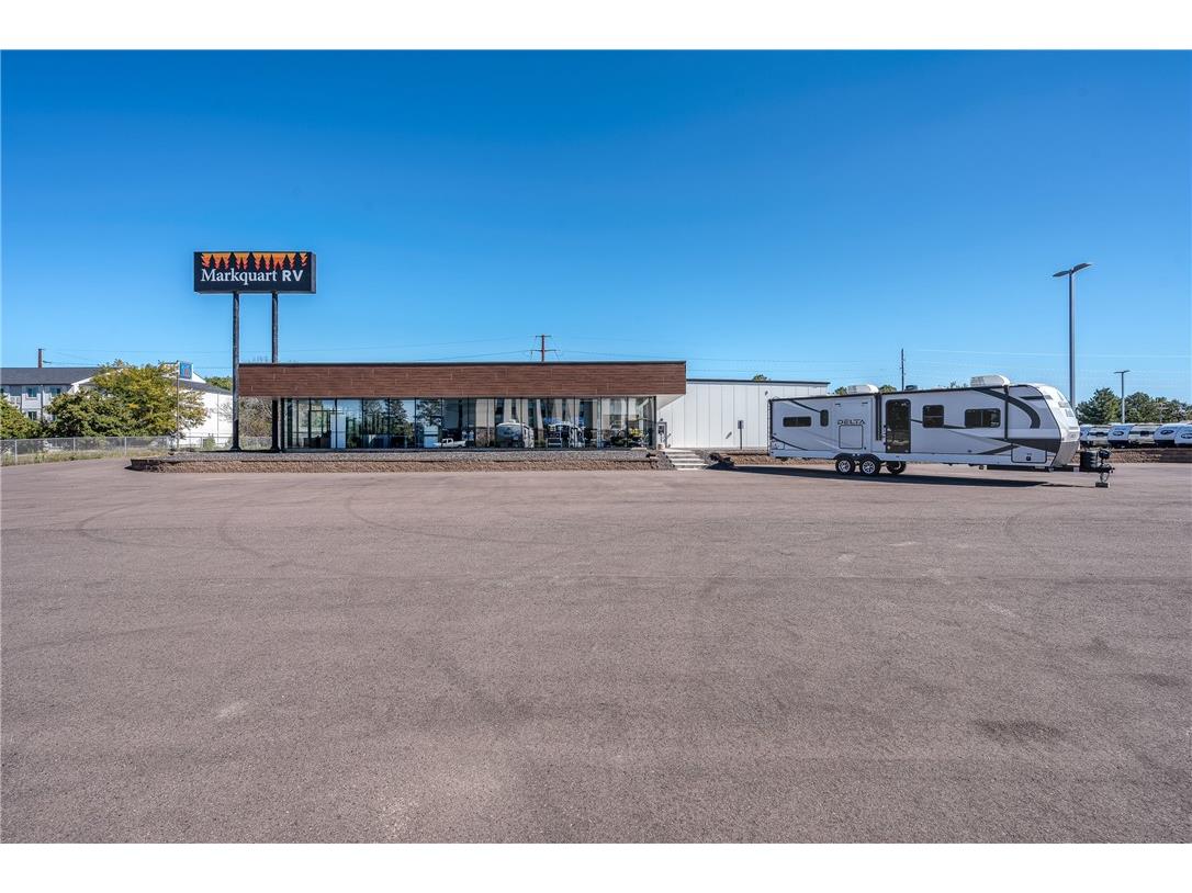 2000 Stout Street Menomonie WI 54751 1586675 image2