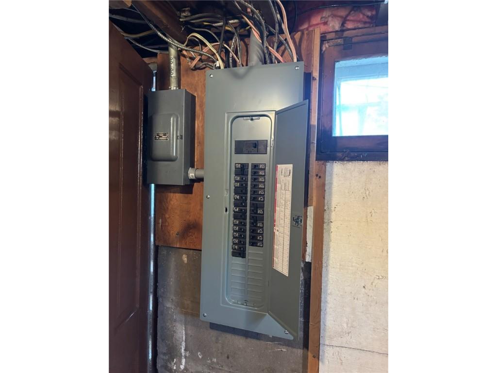 2003 S Broadway Street Menomonie WI 54751 1595303 image21