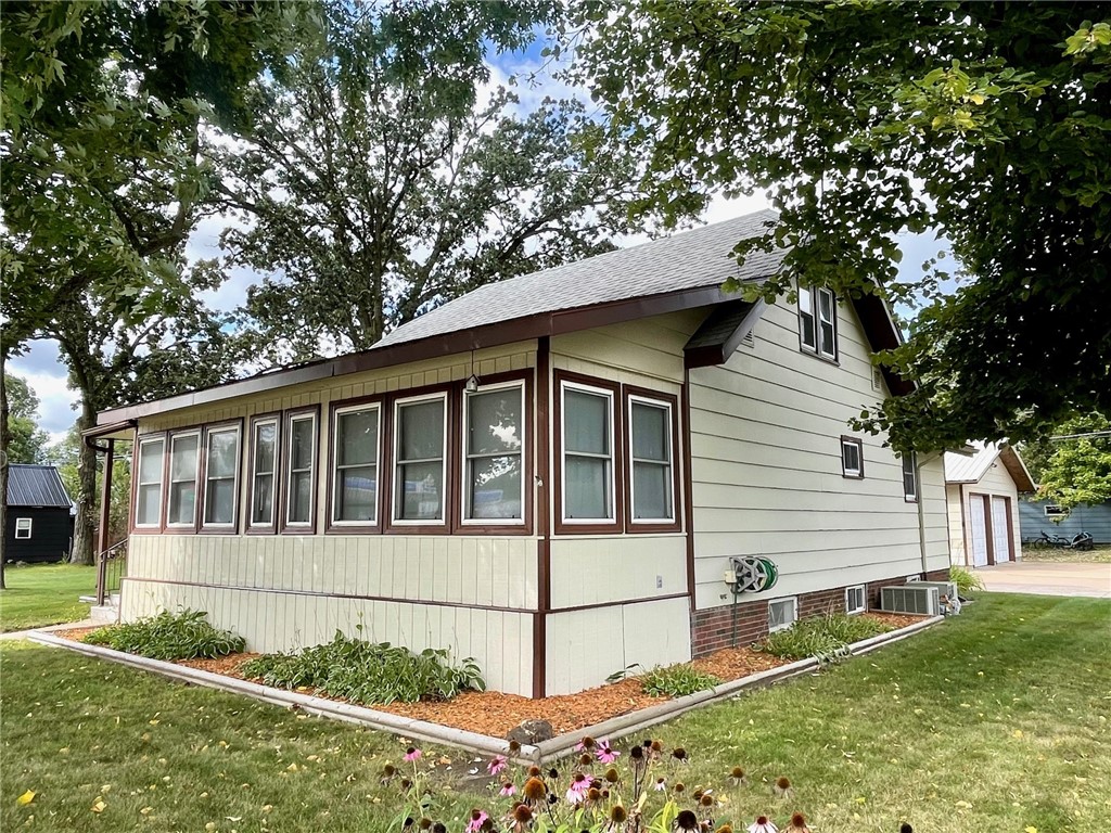 2003 S Broadway Street Menomonie WI 54751 1595303 image26