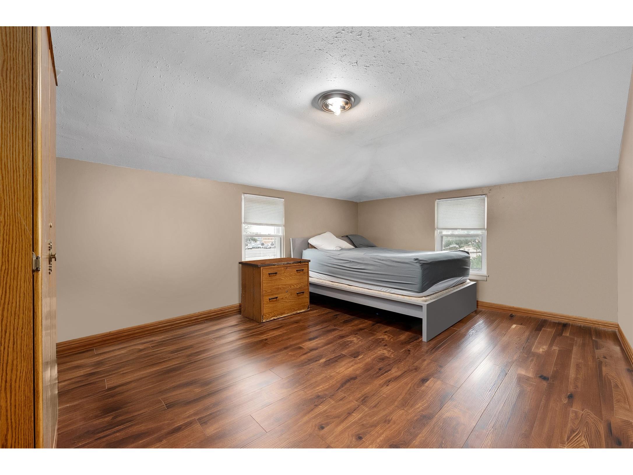 2006/2008 Keith Street #6 & 8 Eau Claire WI 54701 1599600 image33
