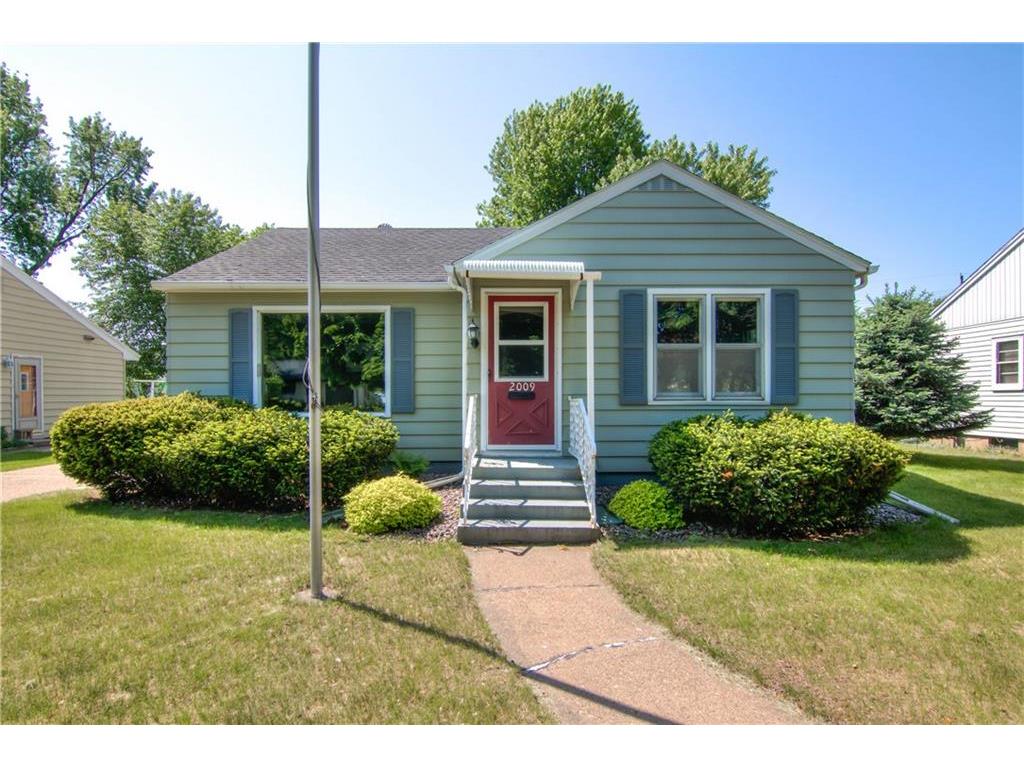 2009 Valmont Avenue Eau Claire WI 54701 1573514 image1
