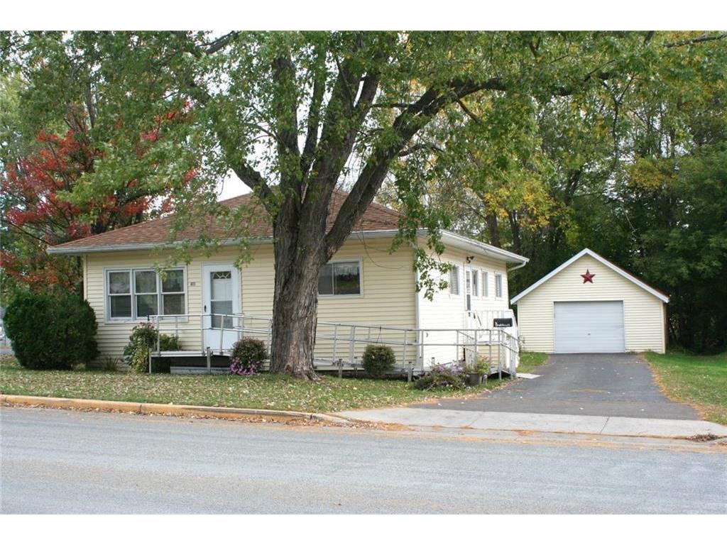 201 E 9th Street Ladysmith WI 54848 1577407 image1
