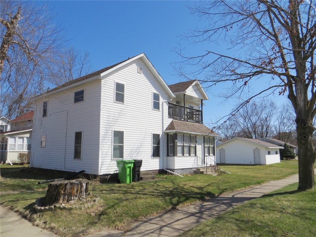 201 E School Street #1&2 Thorp WI 54771 1590670 image4