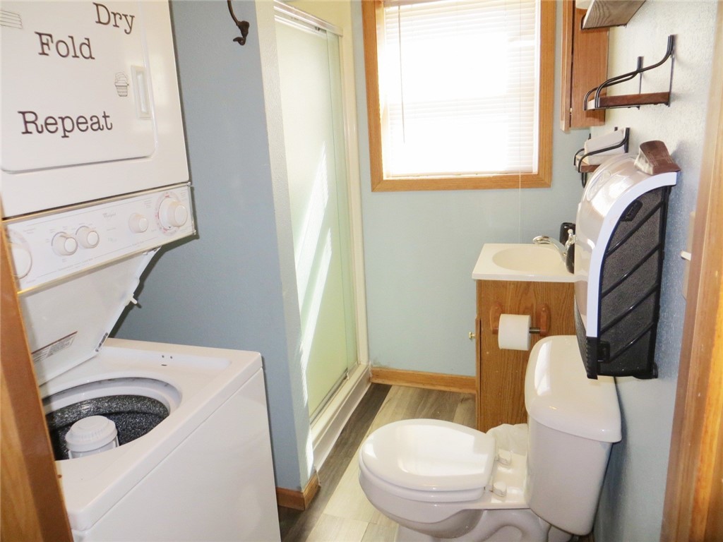 201 E School Street #1&2 Thorp WI 54771 1590670 image8