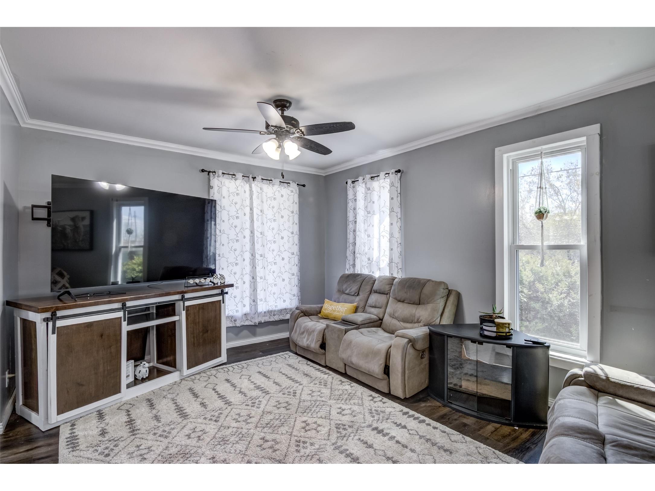 201 N Lincoln Street Thorp WI 54771 1601196 image3