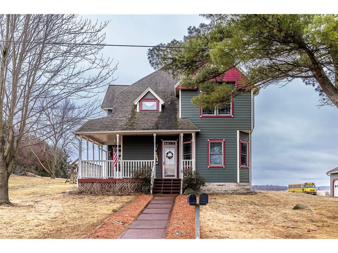201 W Grove Street Alma Center WI 54611 1598954 image1