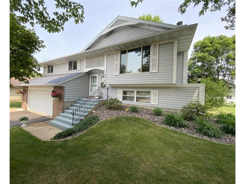 2018 Meadow Lane Eau Claire WI 54701 1575109 image1