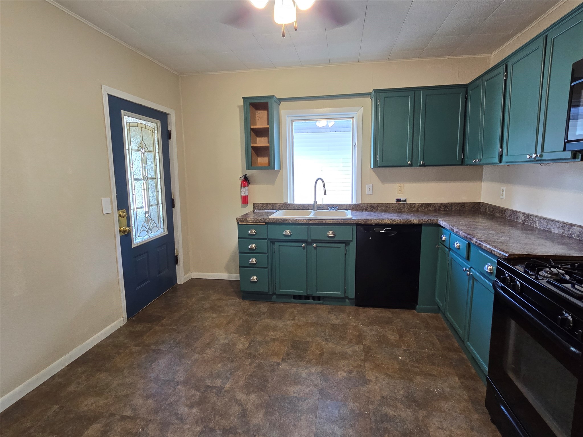 202 E Gates Street Rice Lake WI 54868 1602361 image8