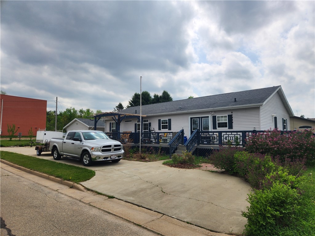 202 S 1st Street Black River Falls WI 54615 1591698 image1