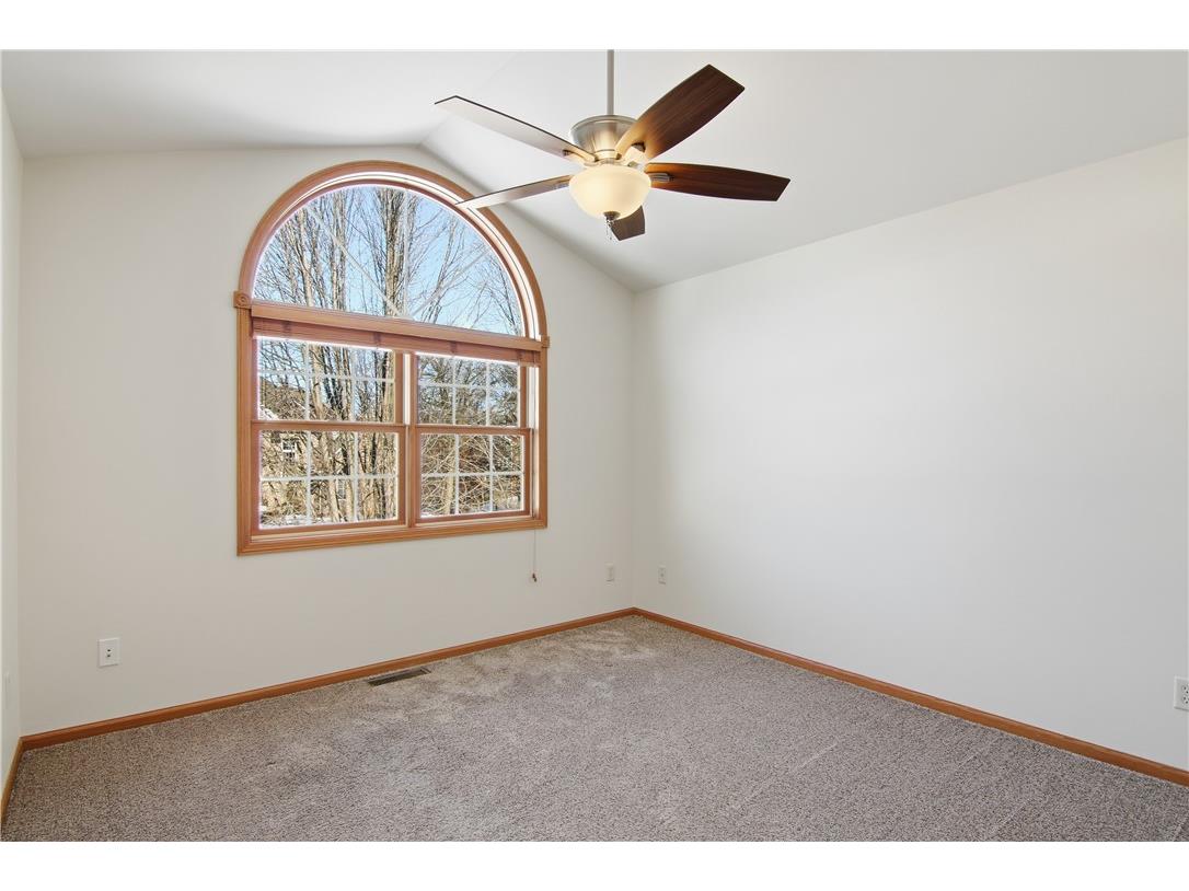 2021 High Point Drive Altoona WI 54720 1597973 image15