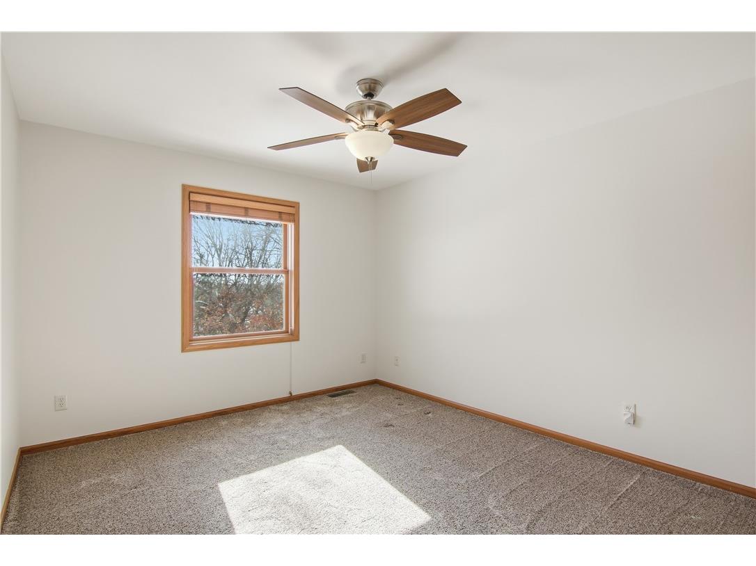 2021 High Point Drive Altoona WI 54720 1597973 image17