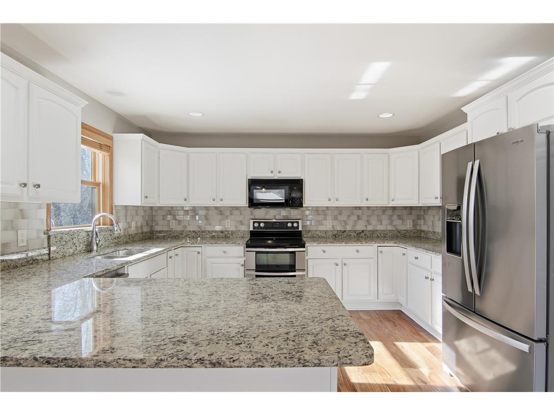 2021 High Point Drive Altoona WI 54720 1597973 image5