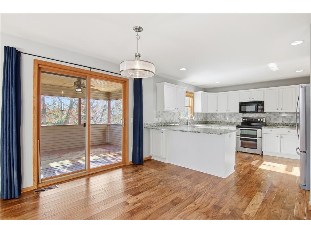 2021 High Point Drive Altoona WI 54720 1597973 image7