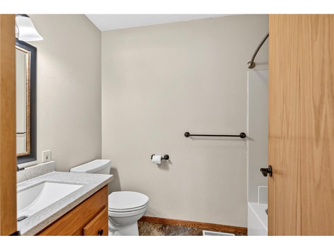 2030 22 3/8 Avenue Rice Lake WI 54868 1598632 image32