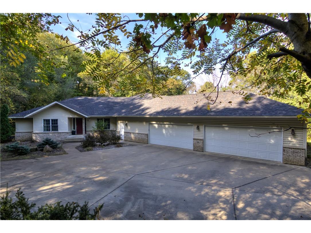 2030 Abbe Hill Drive Eau Claire WI 54703 1596698 image1