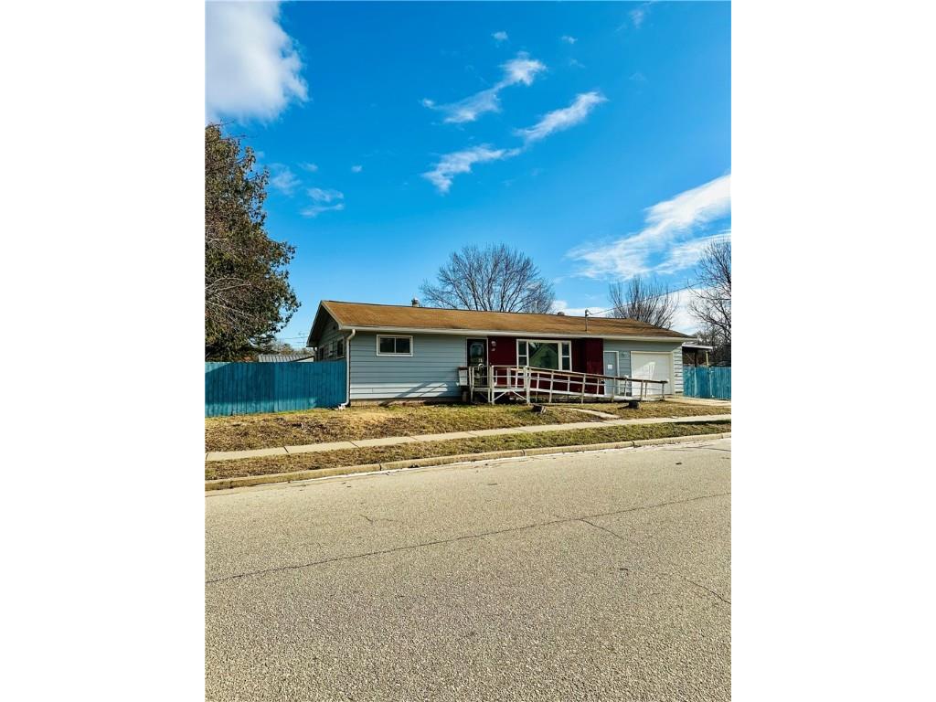 204 S 2nd Street Black River Falls WI 54615 1584620 image1