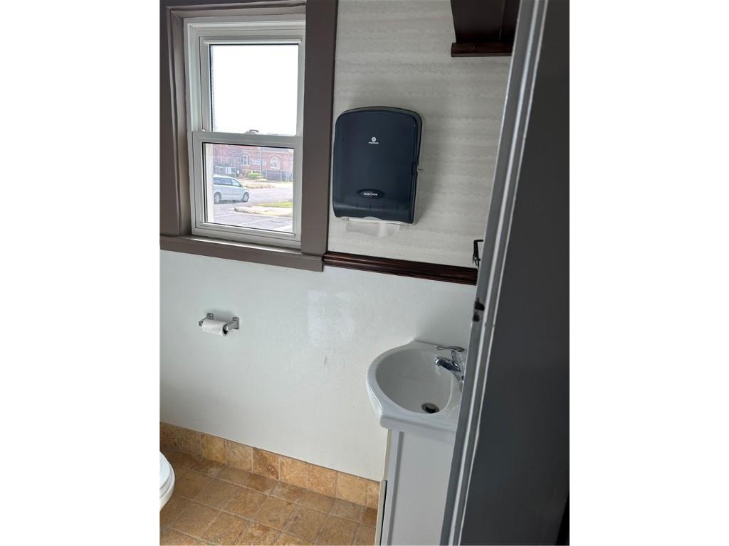 204 W Grand Avenue #1 & 2 Chippewa Falls WI 54729 1595315 image27