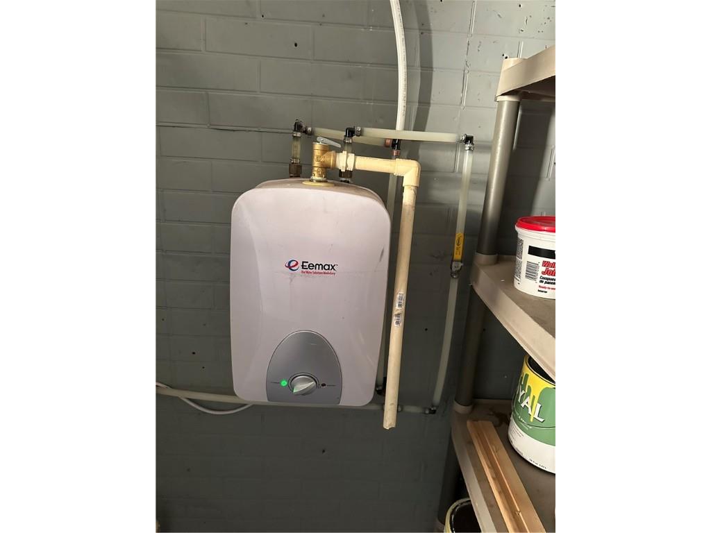 204 W Grand Avenue #1 & 2 Chippewa Falls WI 54729 1595315 image32