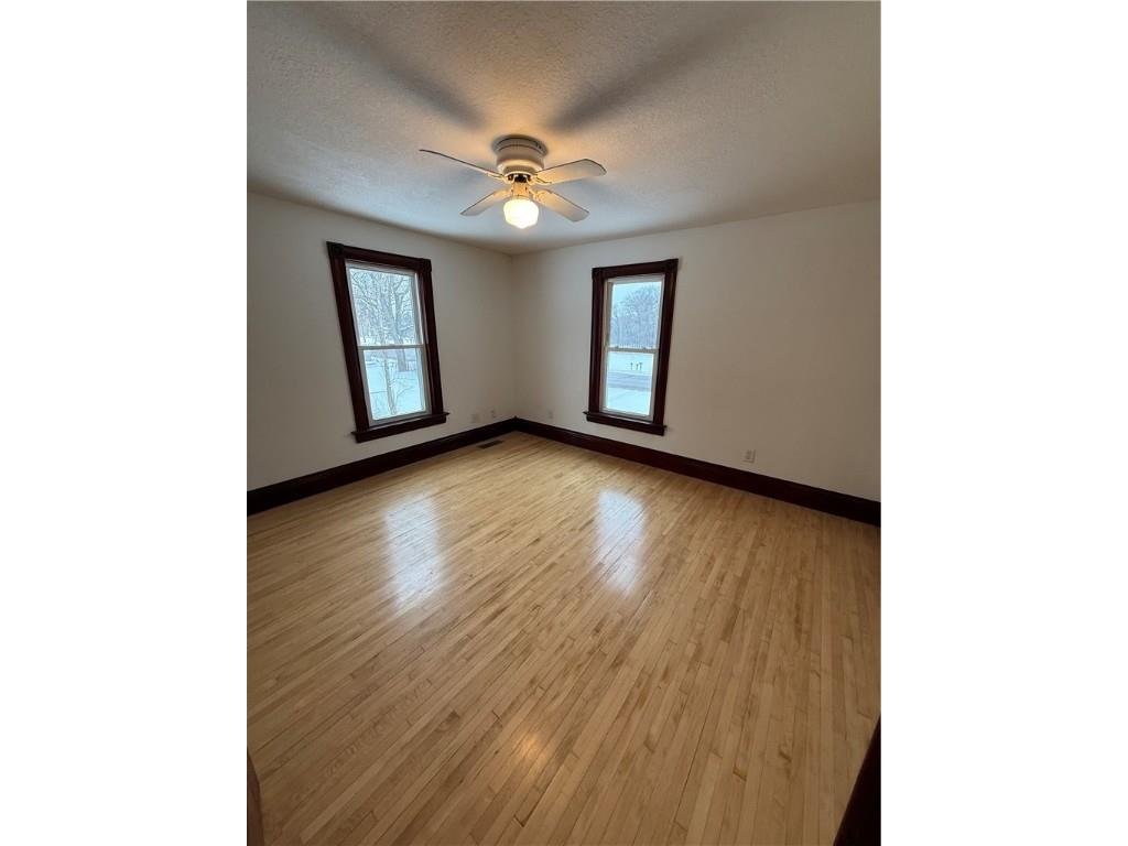 204 W Main Avenue Wheeler WI 54772 1597411 image21