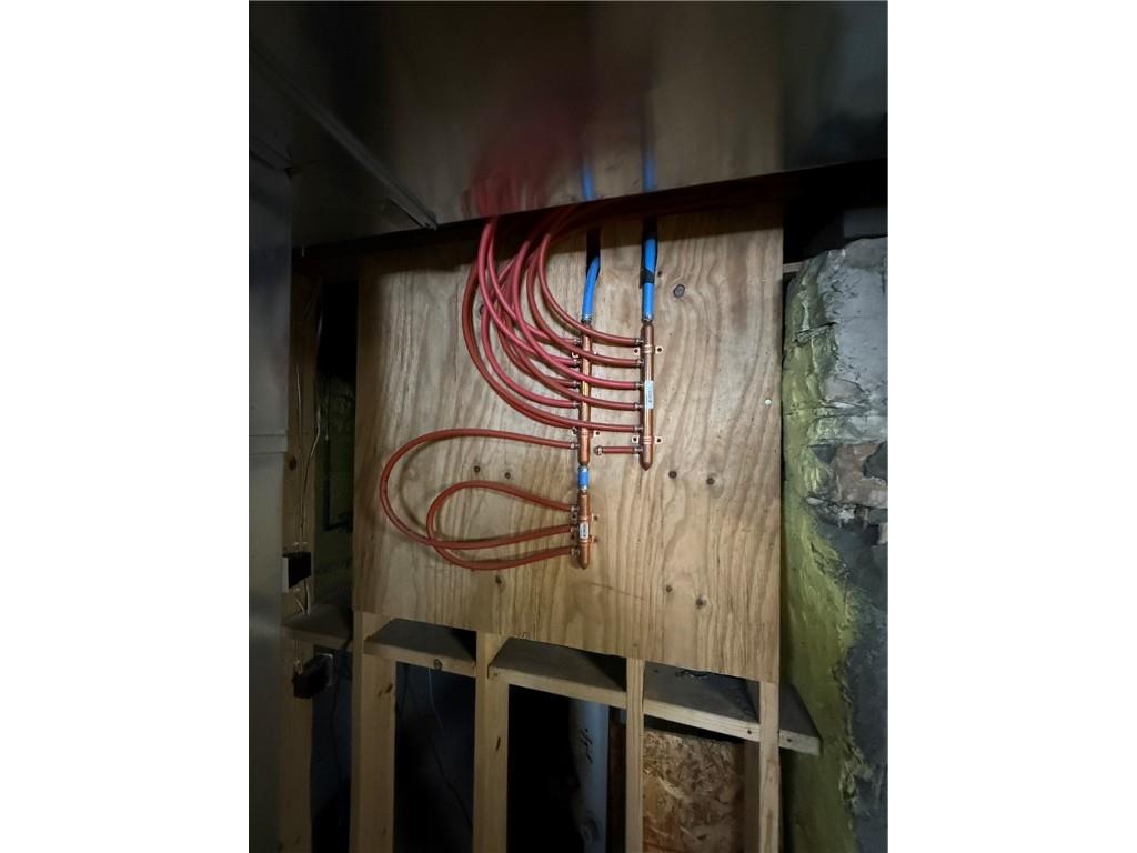 204 W Main Avenue Wheeler WI 54772 1597411 image31